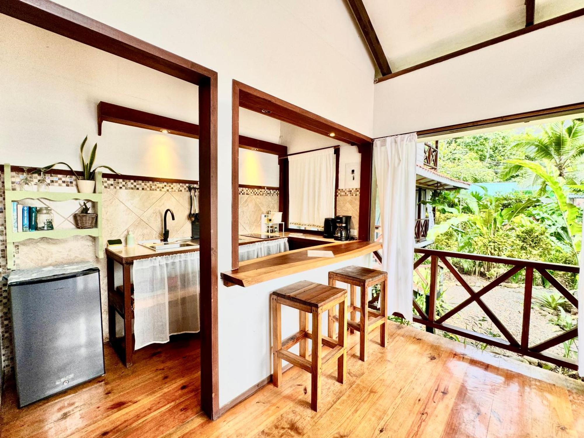 Chilamate Holiday House Puerto Viejo de Talamanca Buitenkant foto